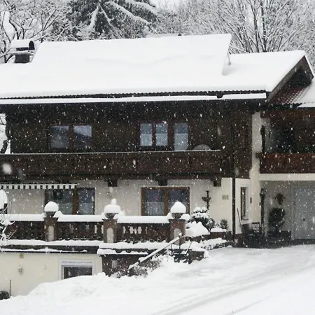 Ahornblick 1